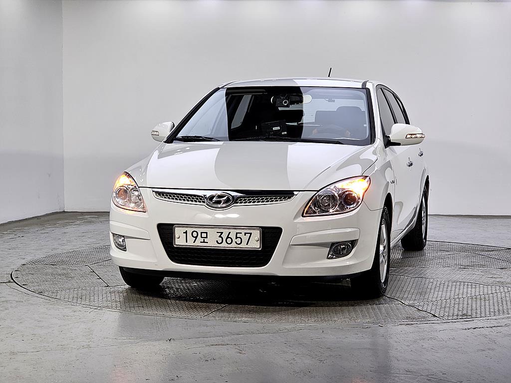 HYUNDAI i30 - Vista 2