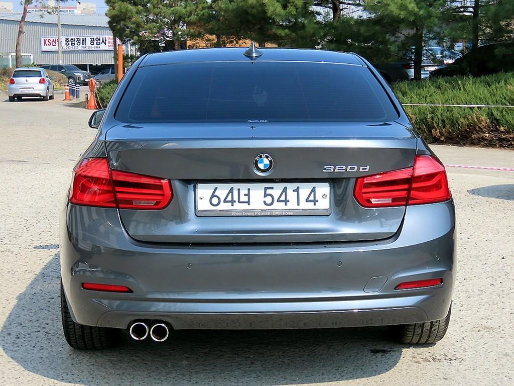 BMW 3 series - Vista 4