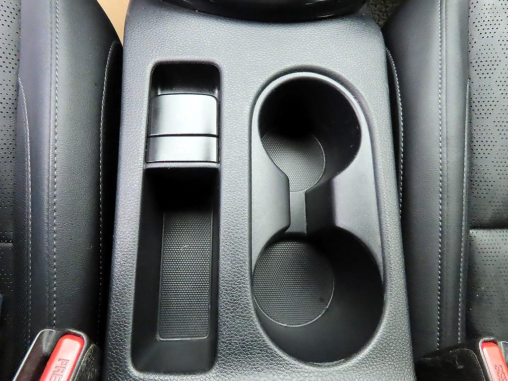 KIA Seltos - Vista 12