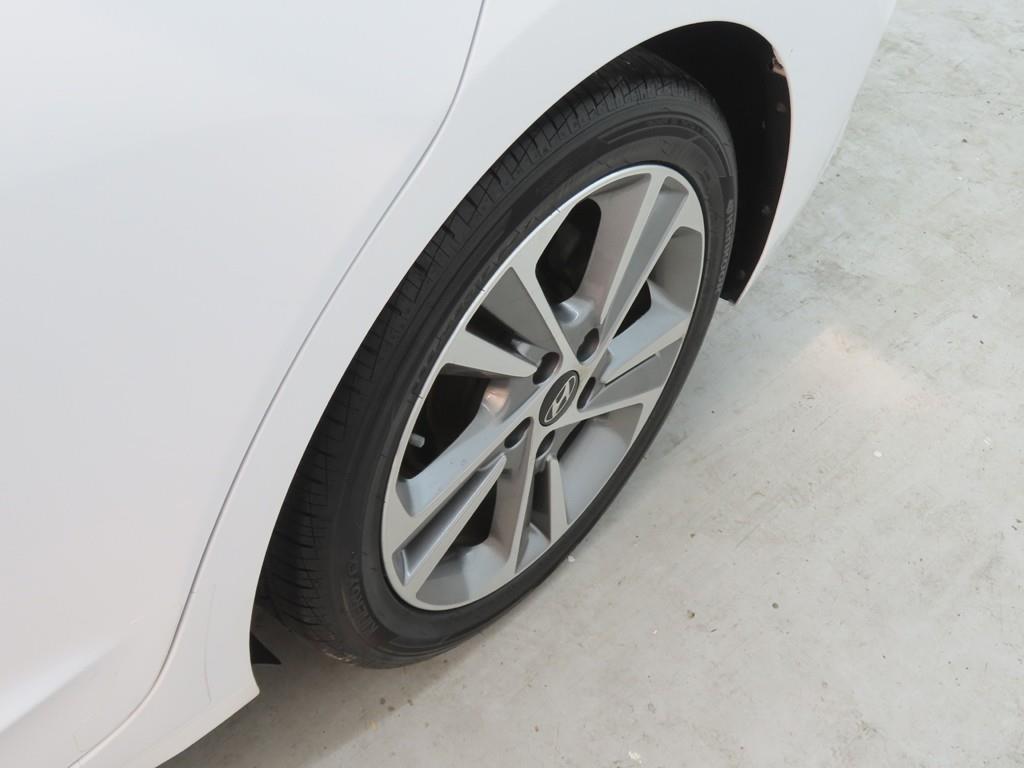 HYUNDAI Avante 2018 Blanco - Importación desde Corea - HF Imports Iquique - Foto 19