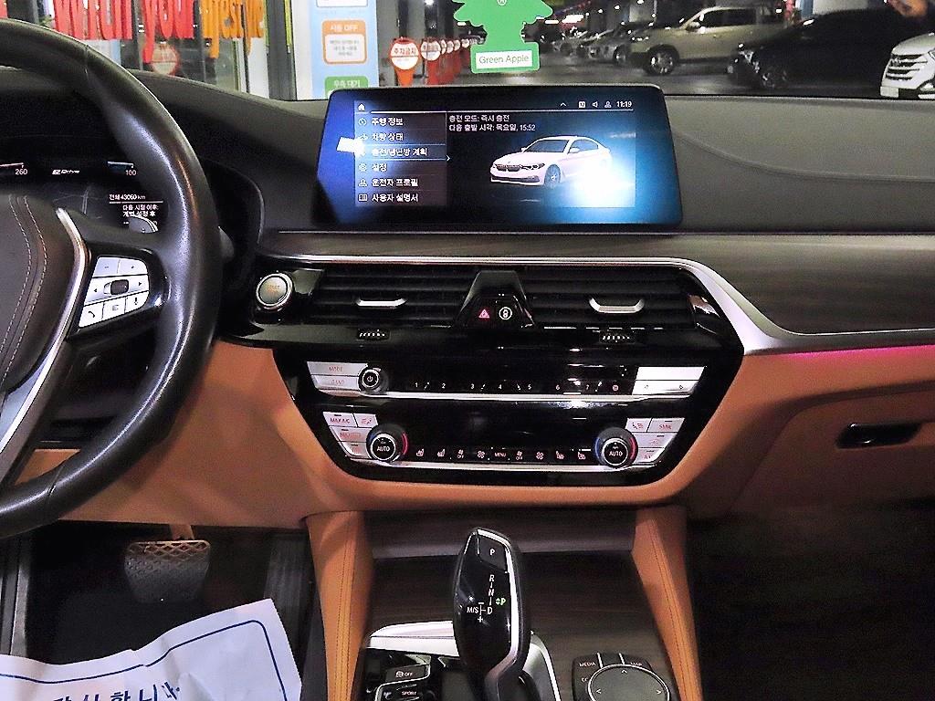 BMW 5 Series - Vista 11