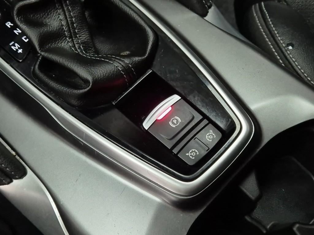 SAMSUNG QM6 - Vista 12