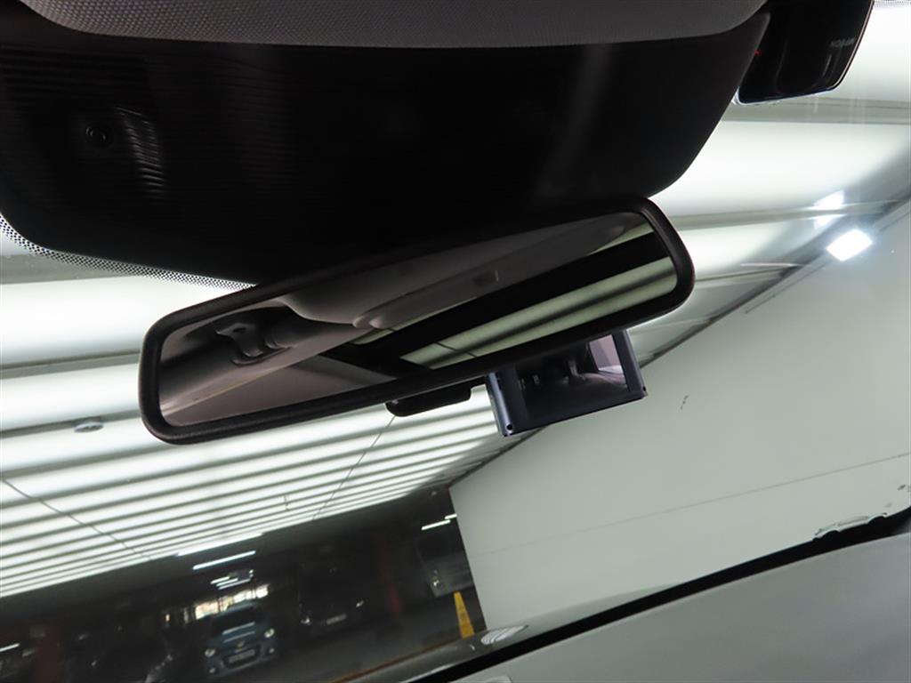 Ford Explorer - Vista 11