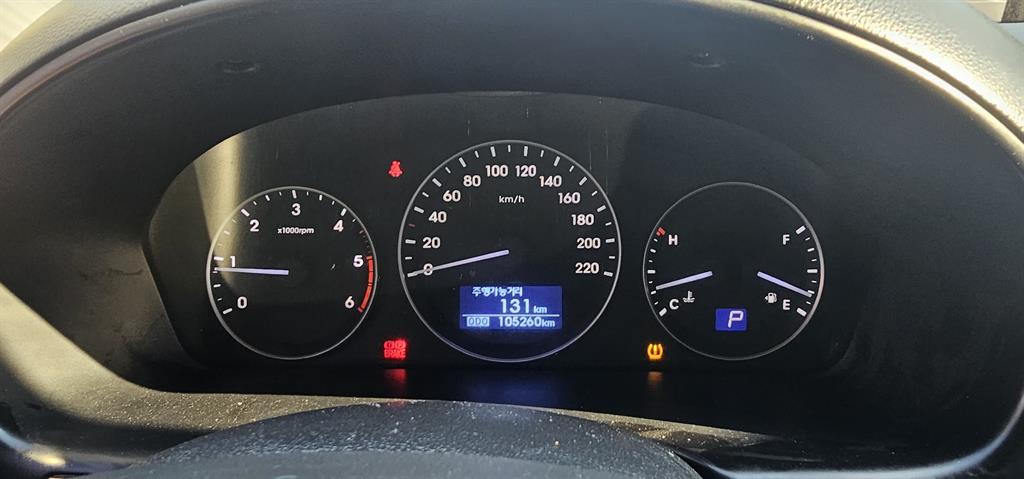 HYUNDAI Starex - Vista 8