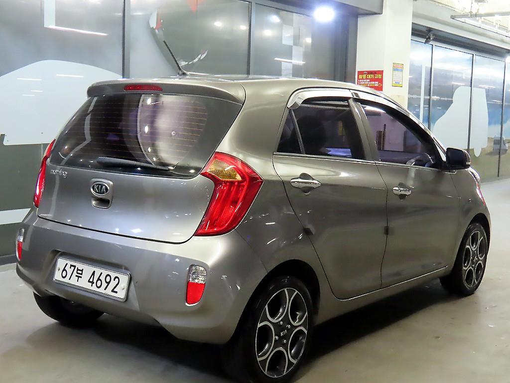 KIA Morning - Vista 4