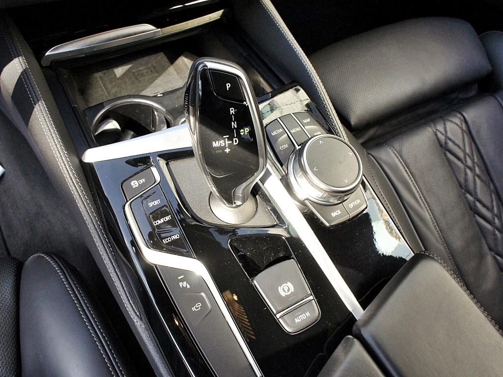 BMW 5 Series 2019 Gris - Importación desde Corea - HF Imports Iquique - Foto 11