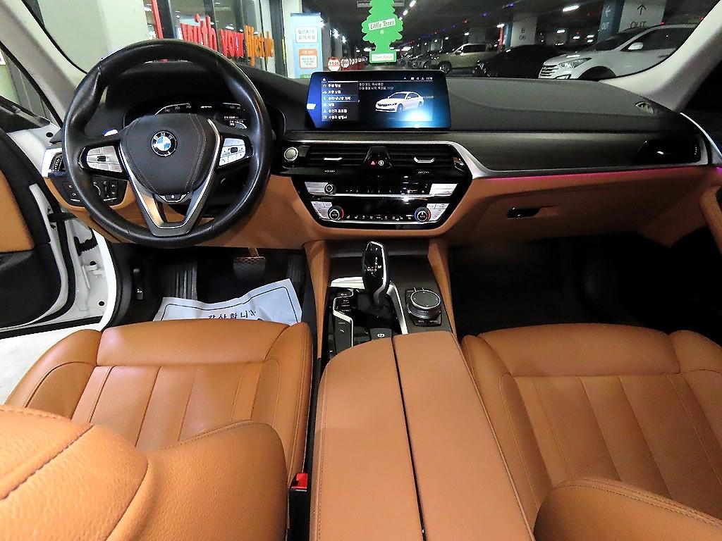 BMW 5 Series - Vista 10