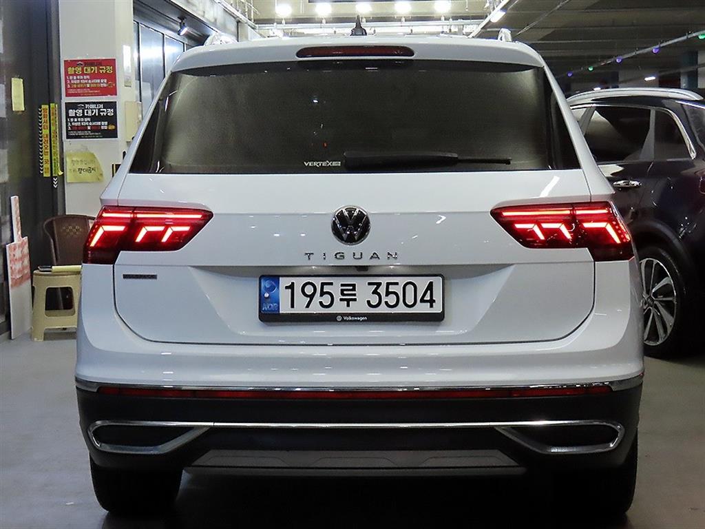 Volkswagen Tiguan - Vista 5
