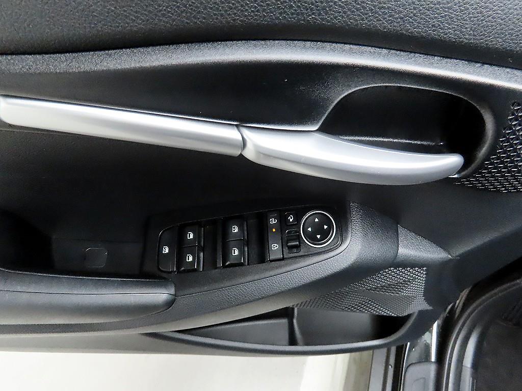 KIA Seltos - Vista 11