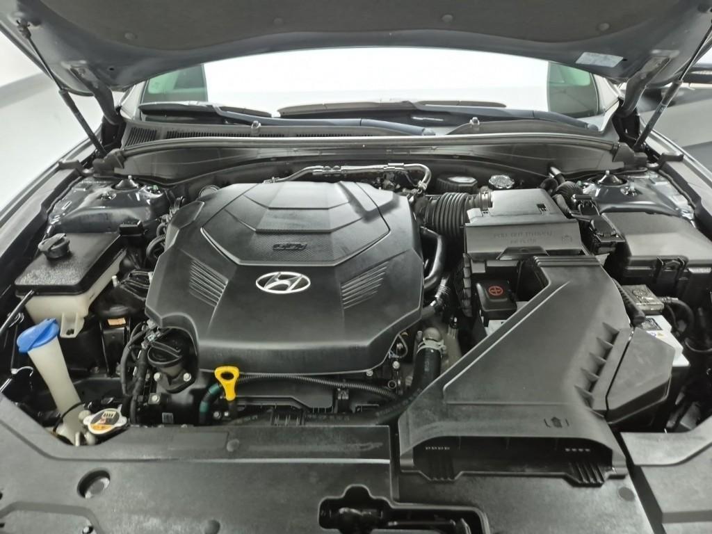 HYUNDAI Grandeur - Vista 5