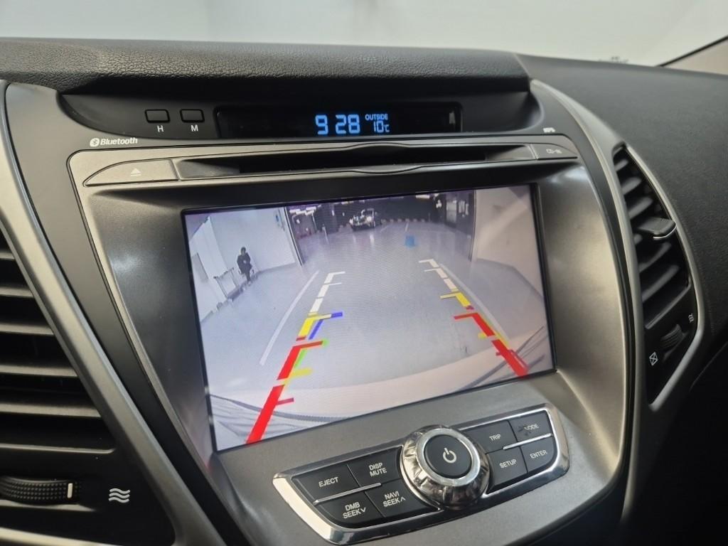 HYUNDAI Avante 2014 Blanco - Importación desde Corea - HF Imports Iquique - Foto 14