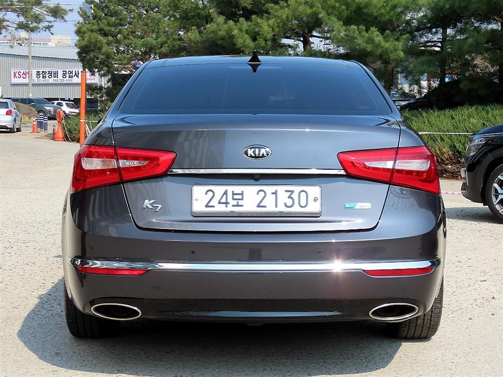 KIA K7 - Vista 4