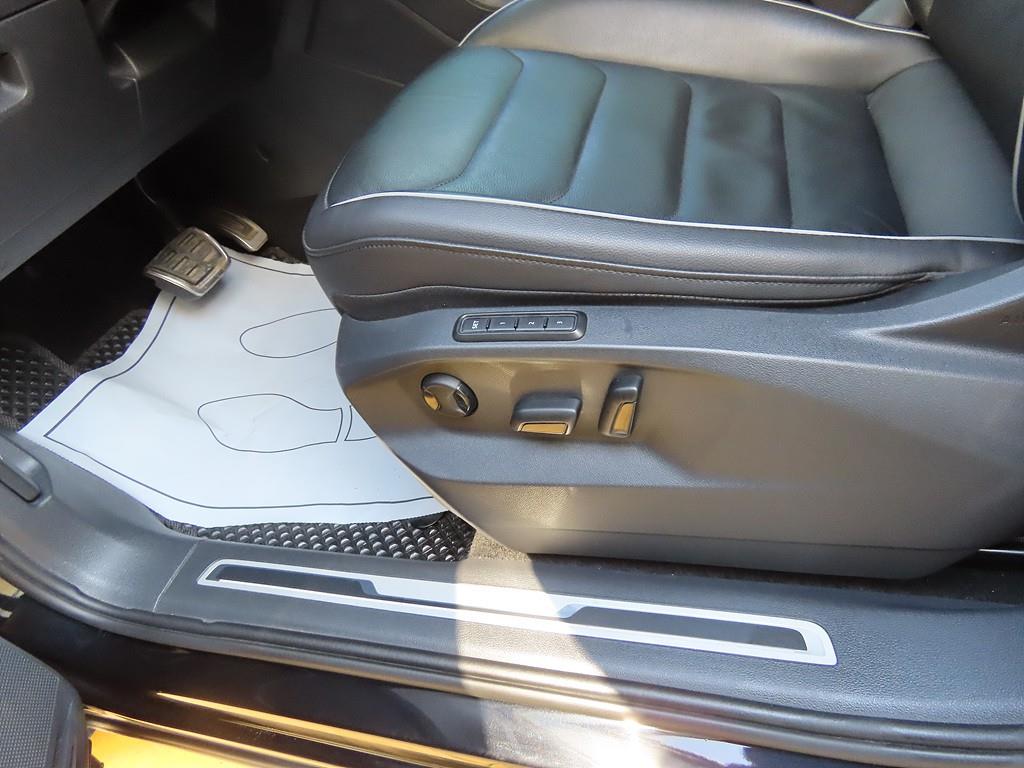 Volkswagen Tiguan 2021 Negro - Importación desde Corea - HF Imports Iquique - Foto 17