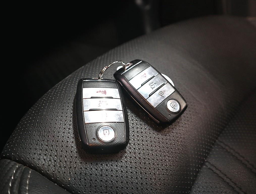 KIA Sportage 2015 Blanco - Importación desde Corea - HF Imports Iquique - Foto 15