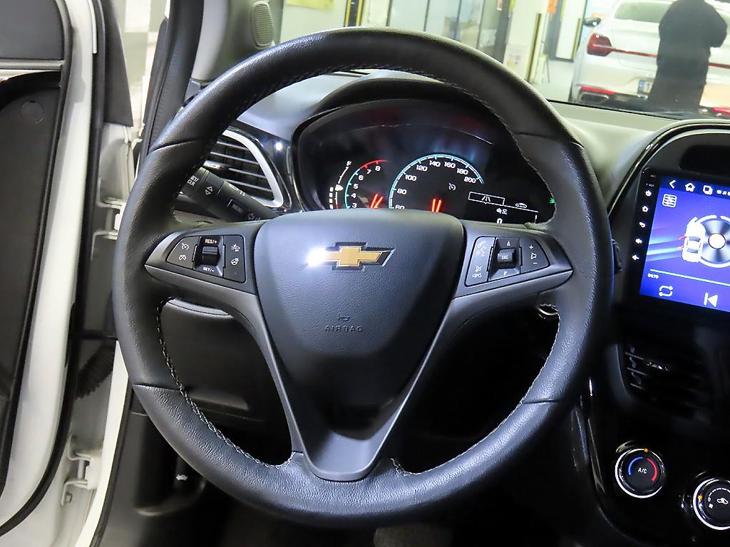 Chevrolet Spark - Vista 8