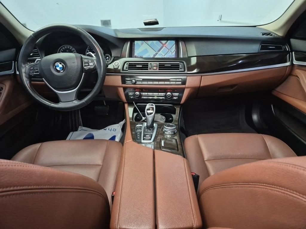 BMW 5 Series - Vista 6