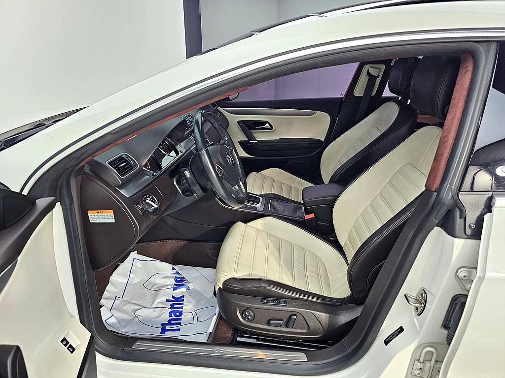 Volkswagen CC - Vista 8