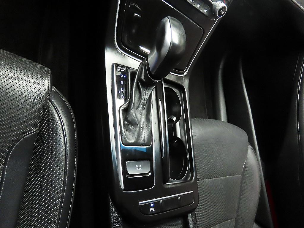 HYUNDAI Grandeur - Vista 10