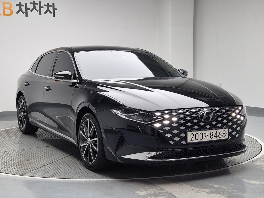 HYUNDAI Grandeur - Vista 4