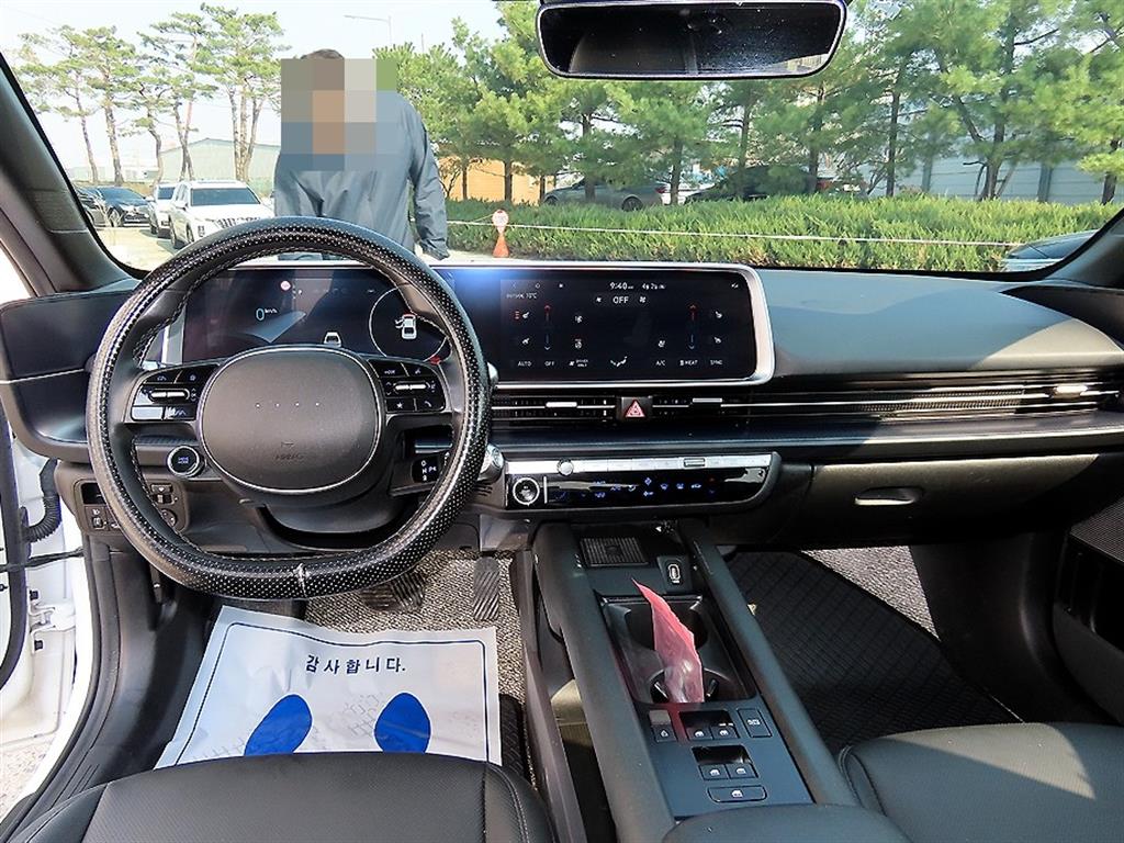 HYUNDAI Ioniq 6 - Vista 7