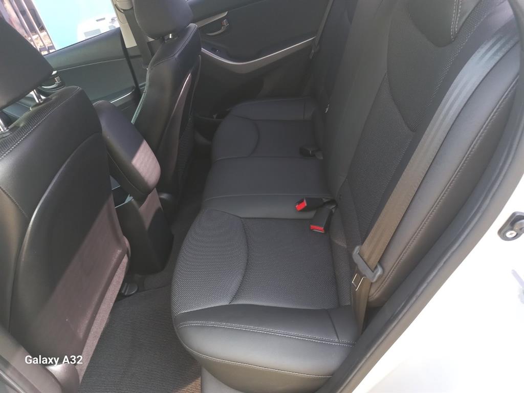 HYUNDAI Avante 2014 Gris - Importación desde Corea - HF Imports Iquique - Foto 14