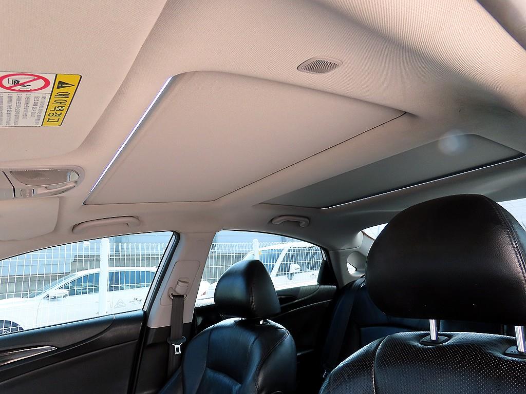 HYUNDAI Sonata 2011 Blanco - Importación desde Corea - HF Imports Iquique - Foto 18