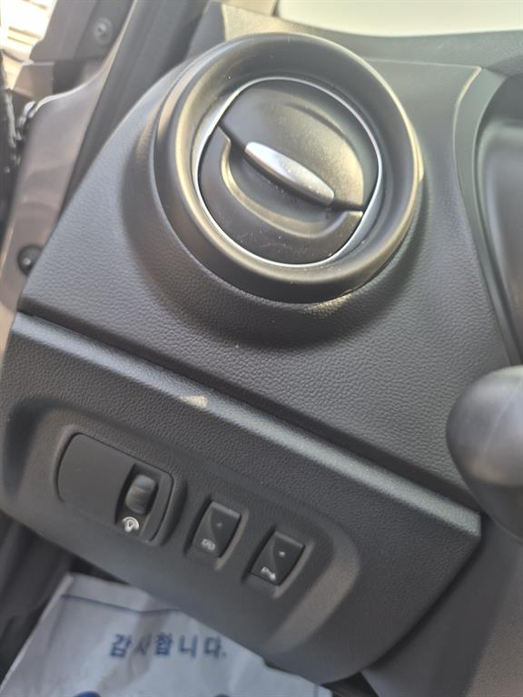 SAMSUNG QM3 - Vista 9