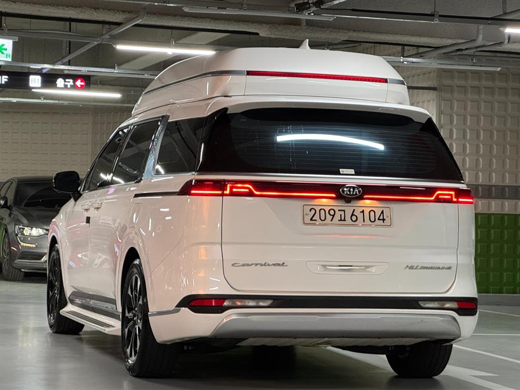 KIA Carnival - Vista 4