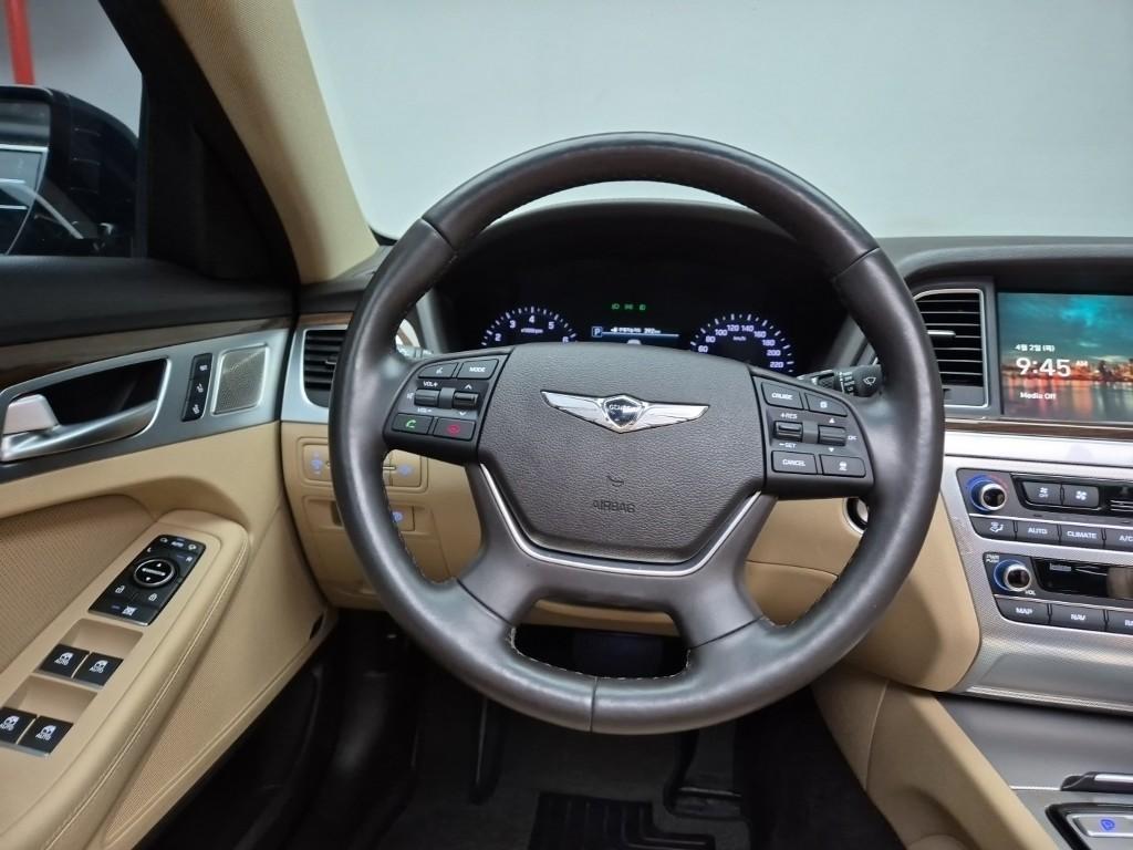 Genesis G80 - Vista 9