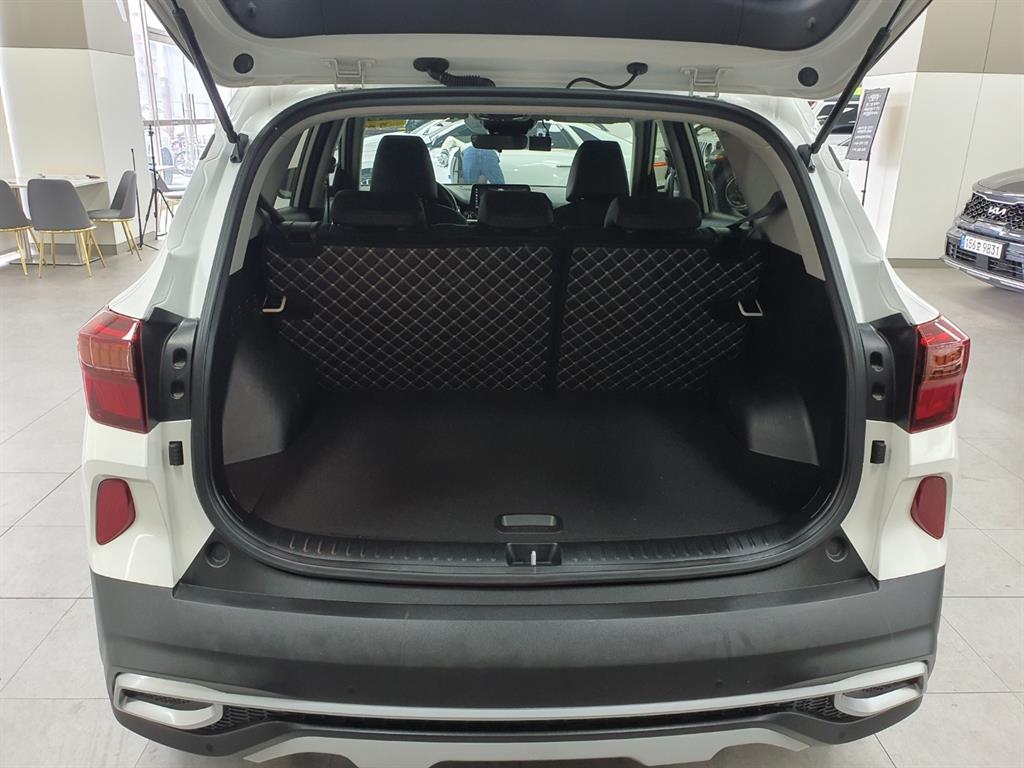 KIA Seltos 2022 Blanco - Importación desde Corea - HF Imports Iquique - Foto 19