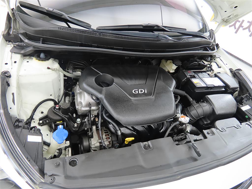 HYUNDAI Accent 2015 Blanco - Importación desde Corea - HF Imports Iquique - Foto 19