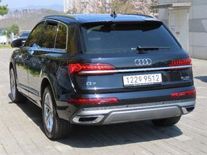 Audi Q7 - Vista 8