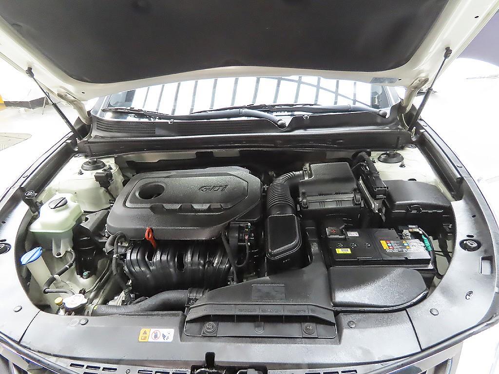 HYUNDAI Grandeur 2015 Blanco - Importación desde Corea - HF Imports Iquique - Foto 8