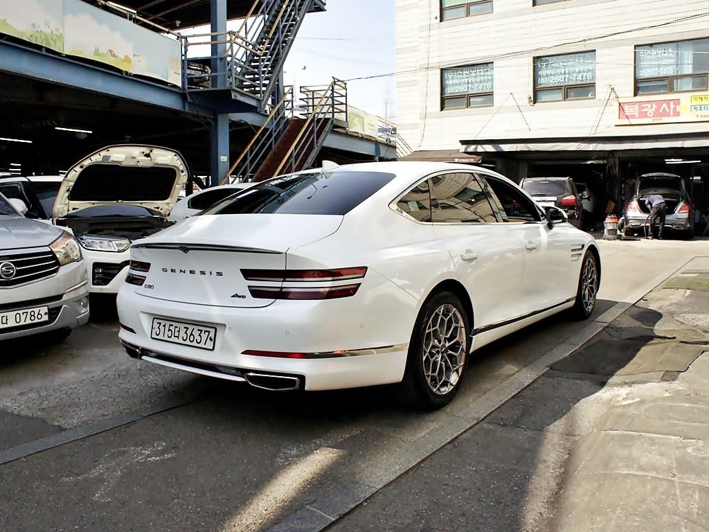 Genesis G80 - Vista 7