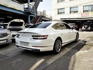 Genesis G80 - Vista 8