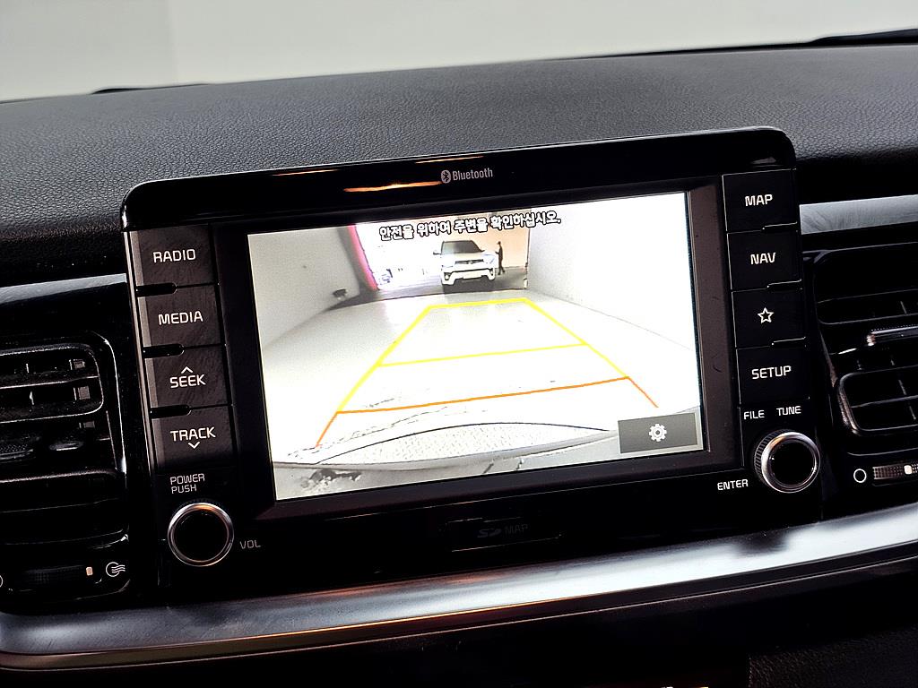 KIA Stonic 2018 Blanco - Importación desde Corea - HF Imports Iquique - Foto 15