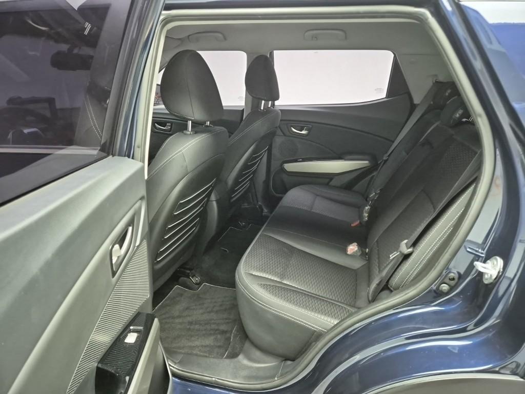 Ssangyong Tivoli - Vista 12