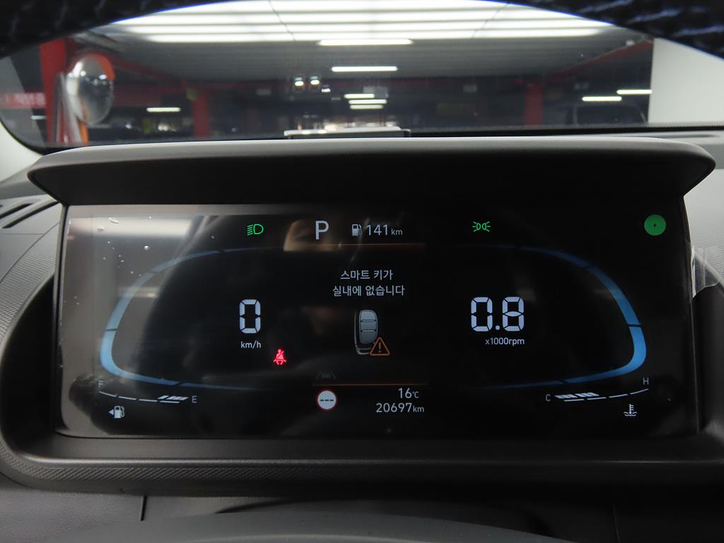 HYUNDAI Casper - Vista 9