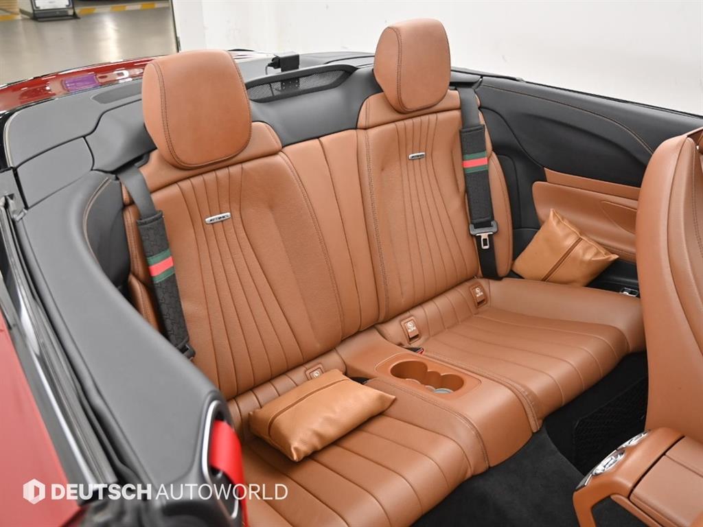 Mercedes Benz E class - Vista 12