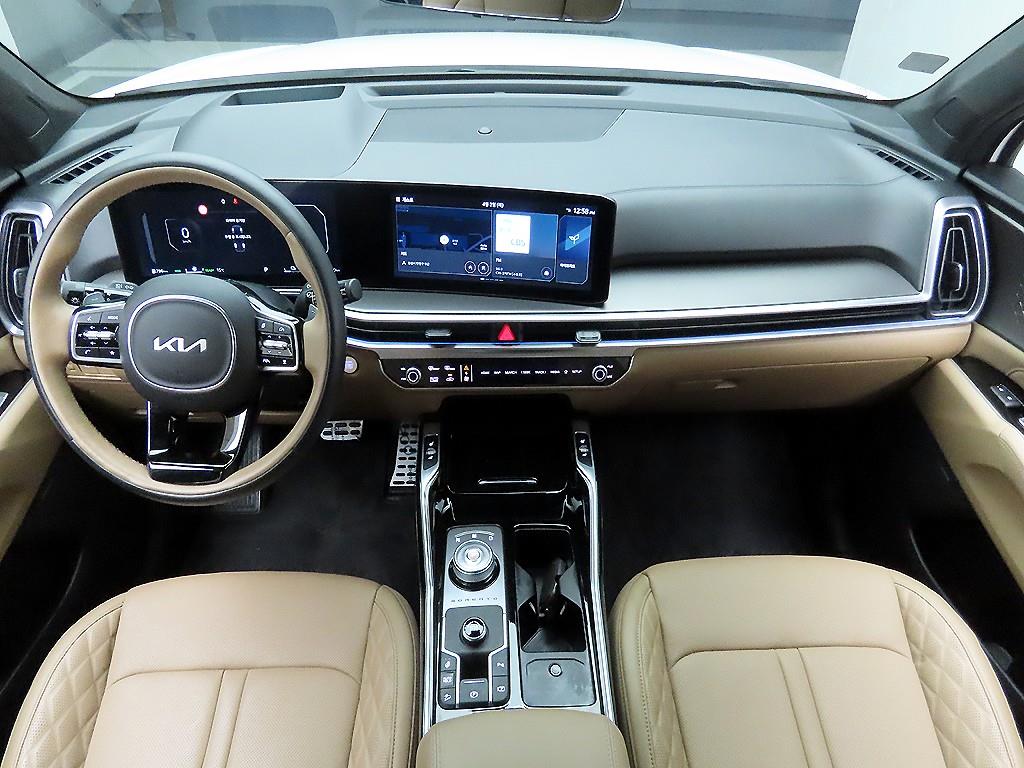 KIA Sorento - Vista 8