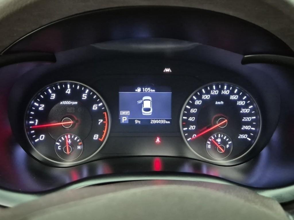 KIA Stinger - Vista 6