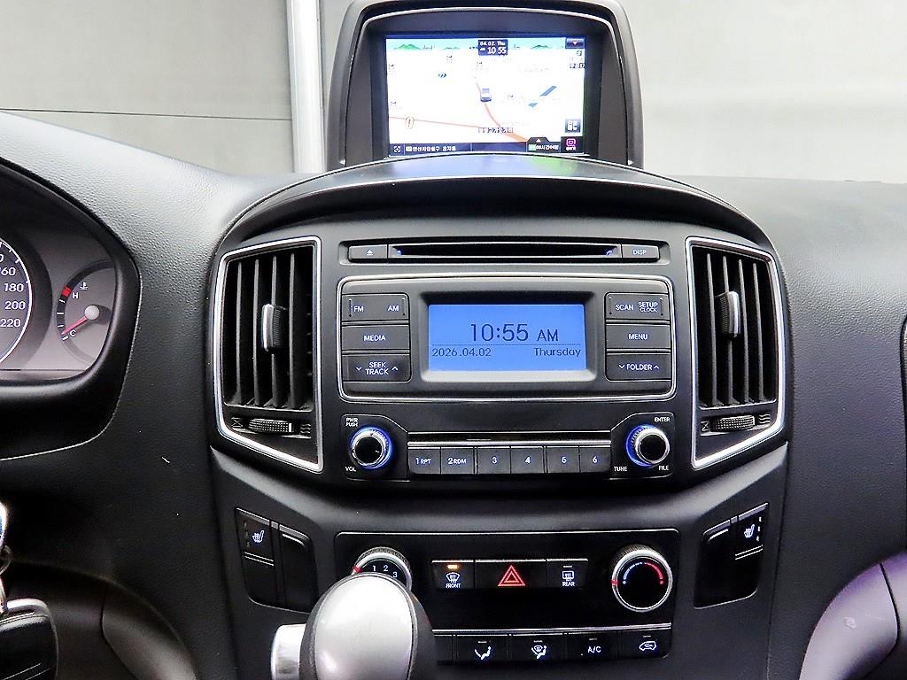 HYUNDAI Starex 2016 Plateado - Importación desde Corea - HF Imports Iquique - Foto 13