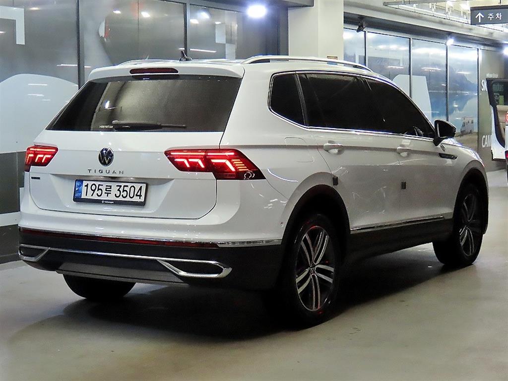 Volkswagen Tiguan - Vista 4