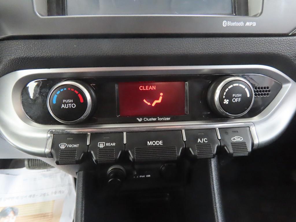 KIA Pride - Vista 12