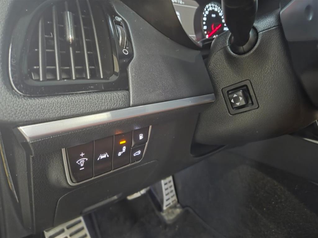 KIA Stinger - Vista 12