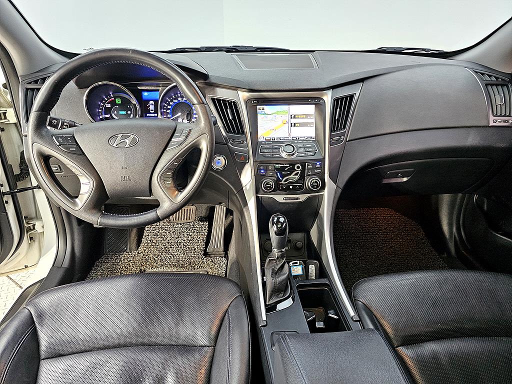 HYUNDAI Sonata - Vista 5