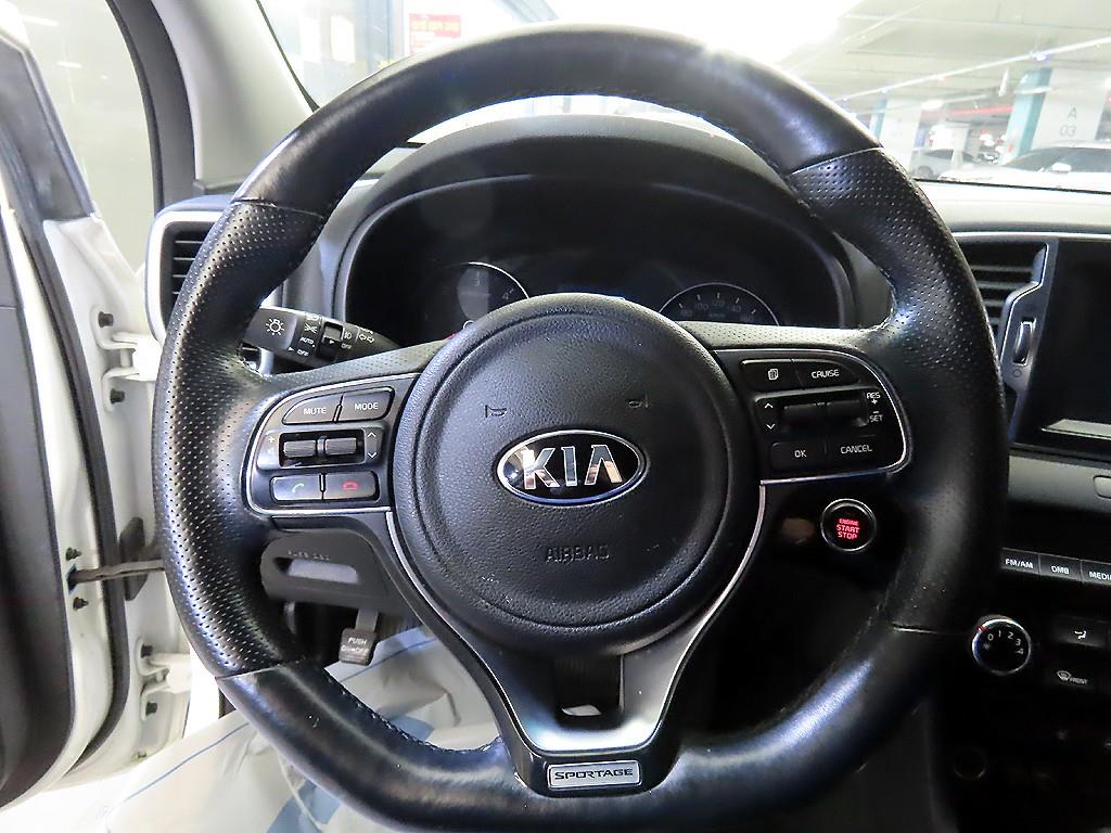 KIA Sportage - Vista 8