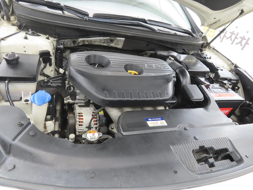 HYUNDAI Sonata 2017 Blanco - Importación desde Corea - HF Imports Iquique - Foto 18