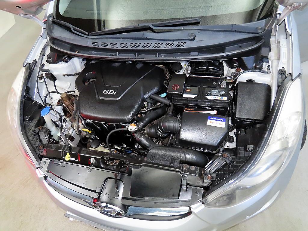 HYUNDAI Avante 2013 Plateado - Importación desde Corea - HF Imports Iquique - Foto 19