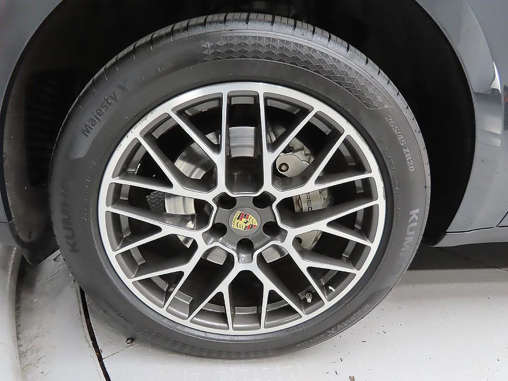 Porsche Macan - Vista 9